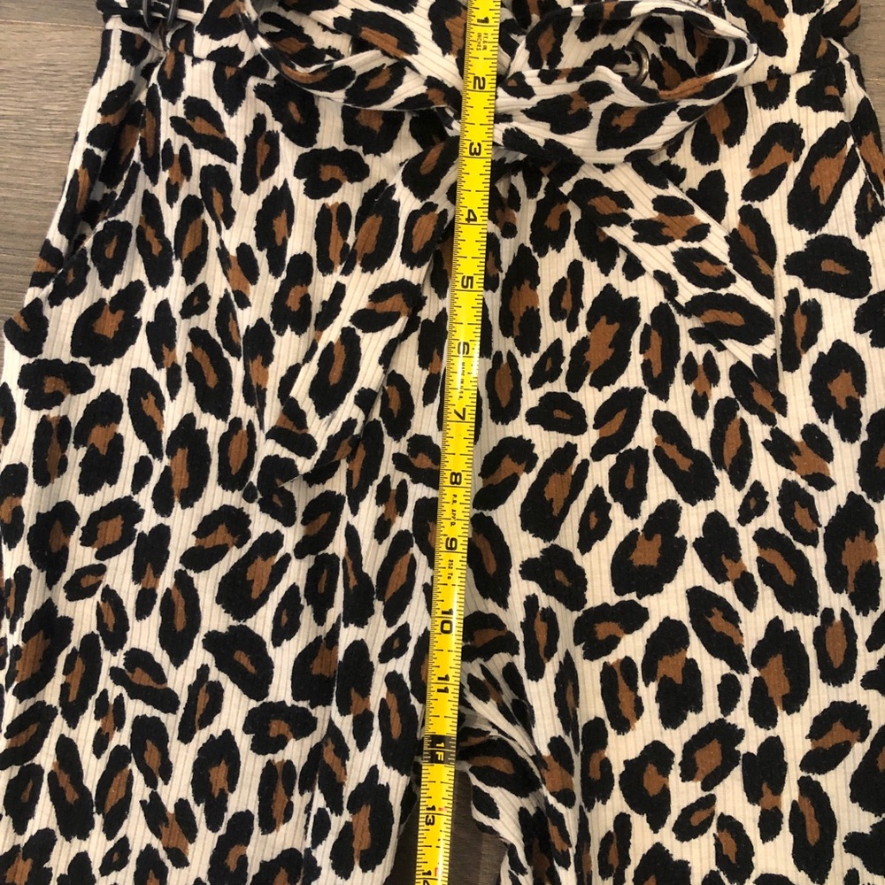 Day Trip‎ Small Ribbed Leopard Print Paperbag Pant - Picture 5 of 7